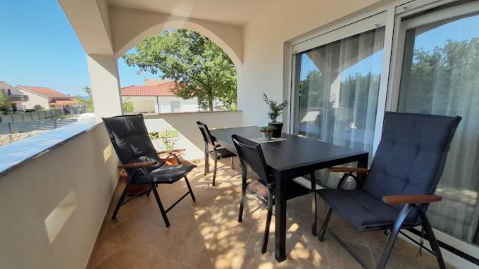 Apartments & Room Danijel Pinezići Εξωτερικό φωτογραφία