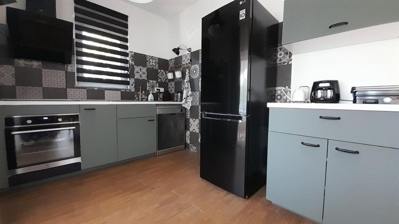 Apartments & Room Danijel Pinezići Εξωτερικό φωτογραφία